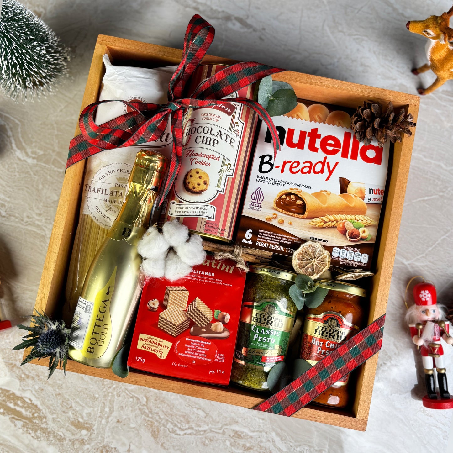 Italian Indulgence Wine Gourmet Hamper