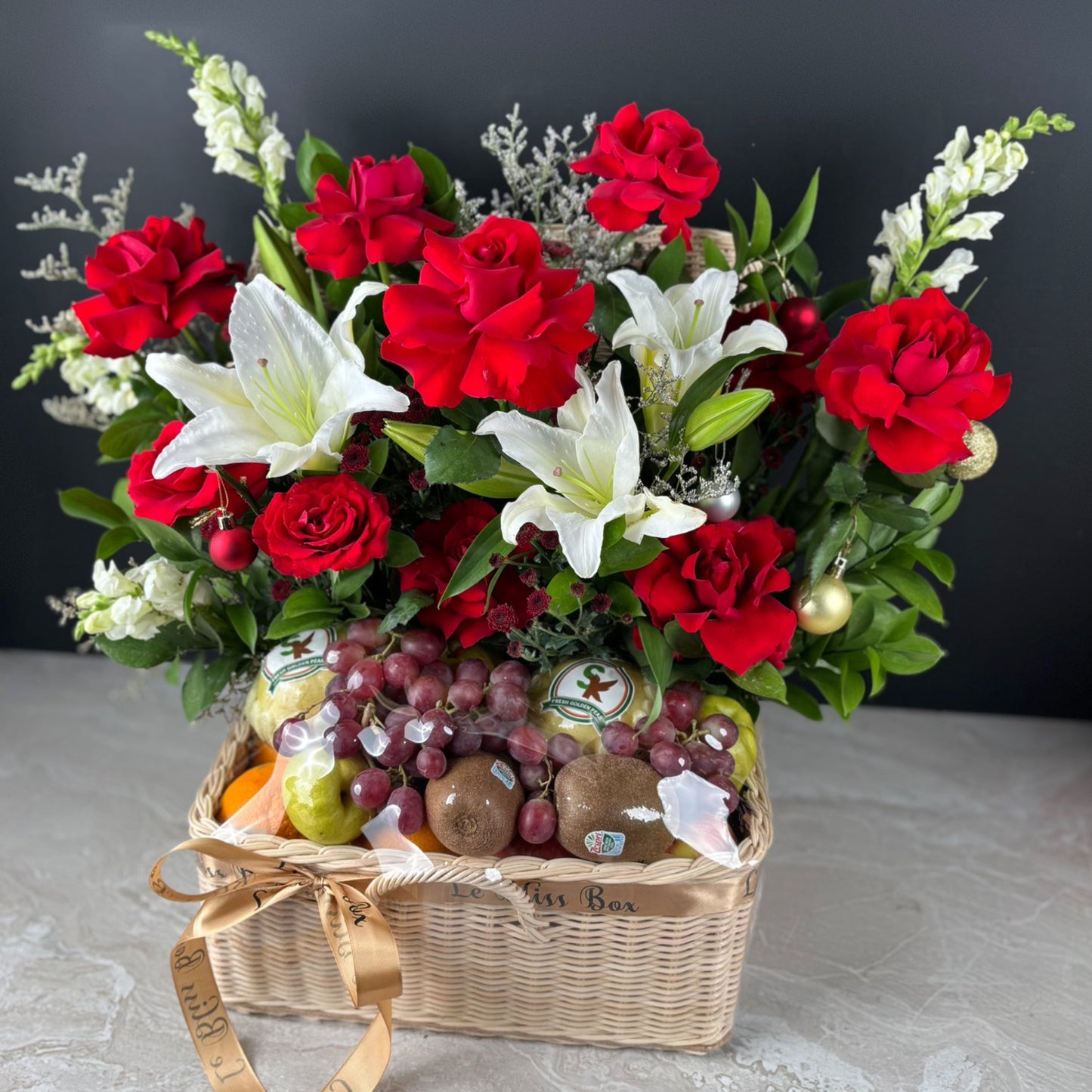 Festive Grand Fruit Parcel