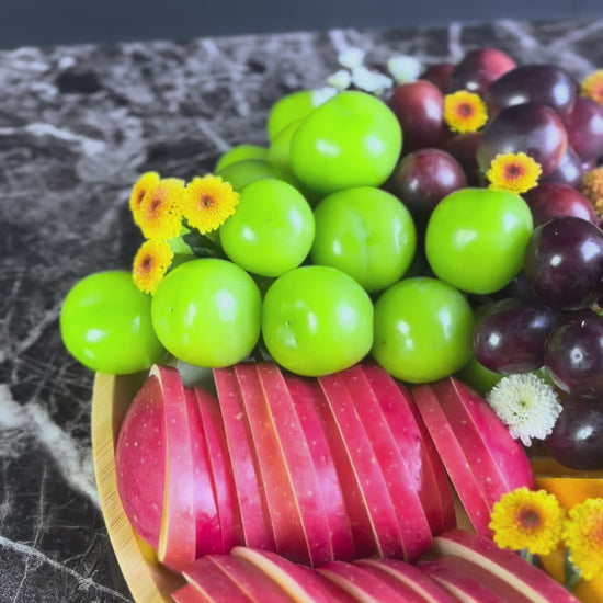 Fruit platter with nuts, platter jakarta, platter surabaya, platter tangerang. by le bliss platter