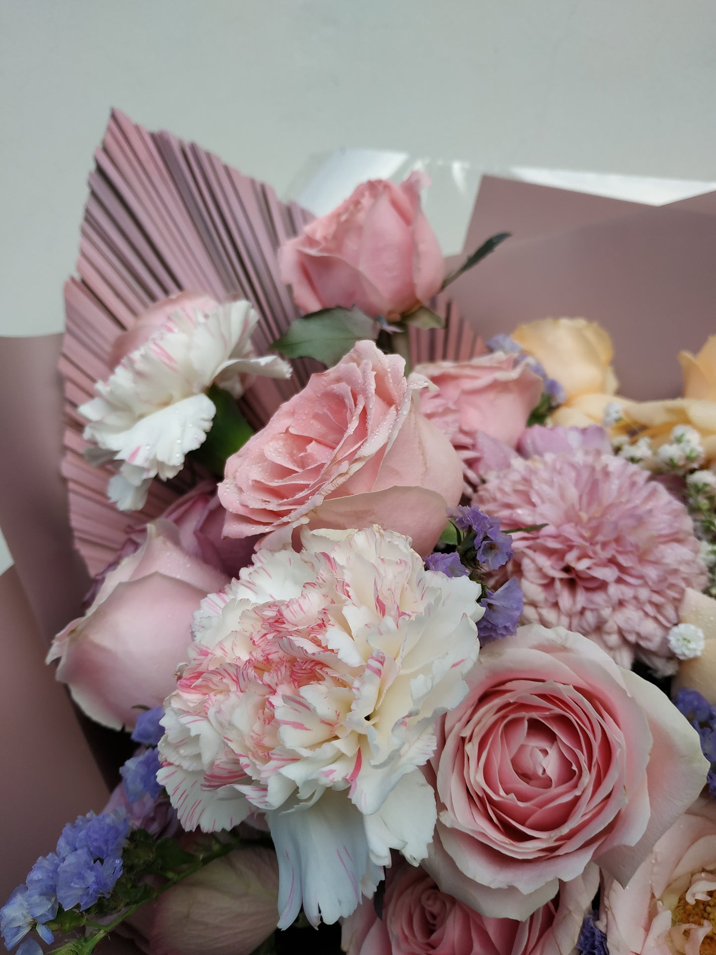 Soft Gradation Signature Bouquet