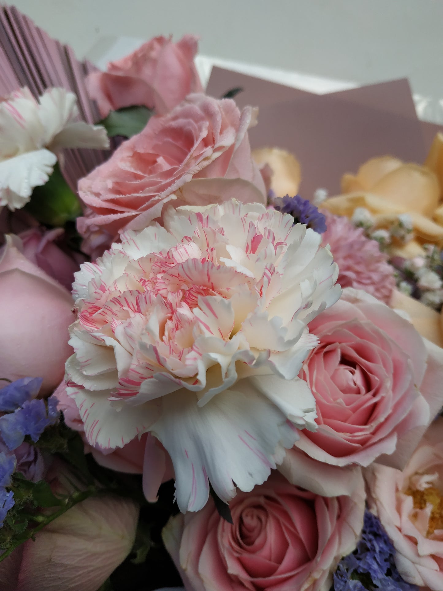 Soft Gradation Signature Bouquet