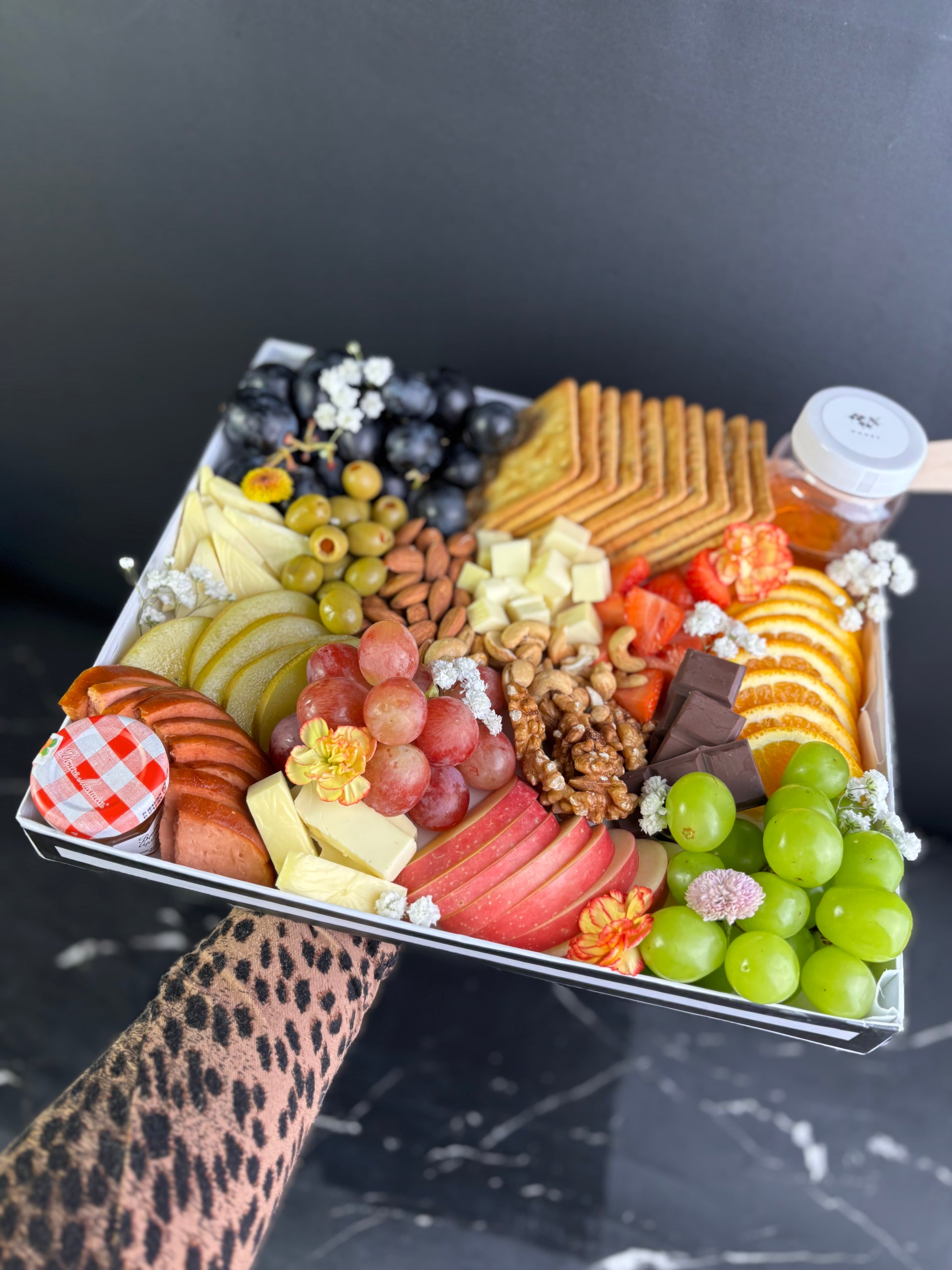 vegan cheese platter by le bliss platter. available for jabodetabek delivery dan surabaya